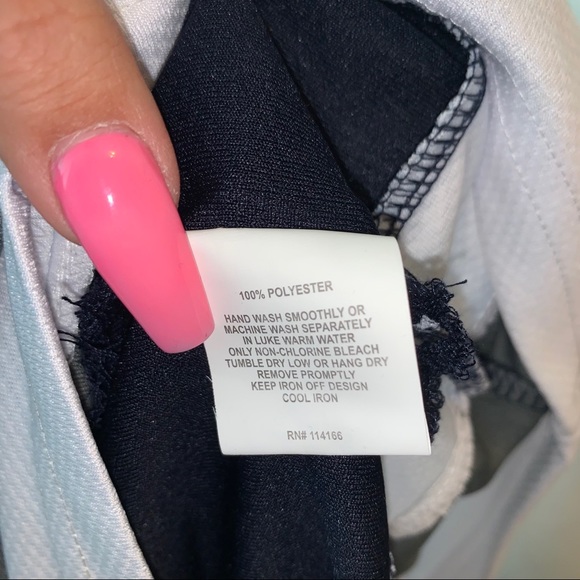 Yale NCAA "Ice Machine" Men's Hockey Jersey - Picture 8 of 8